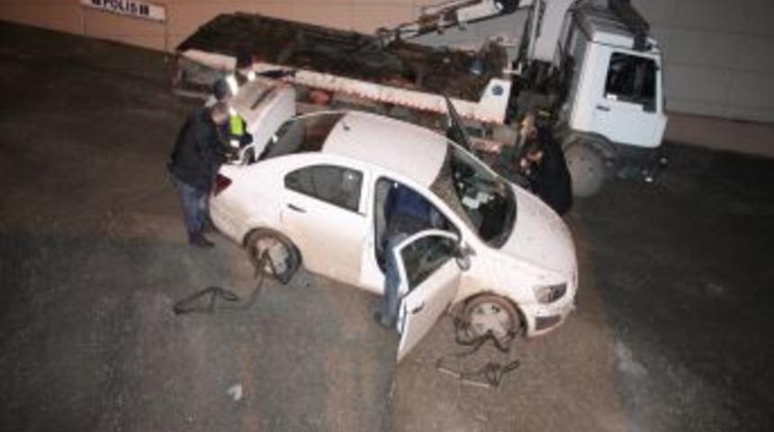 Zonguldak'ta Polisten Ka&ccedil;an 3 Kişi Kıskıvrak Yakalandı