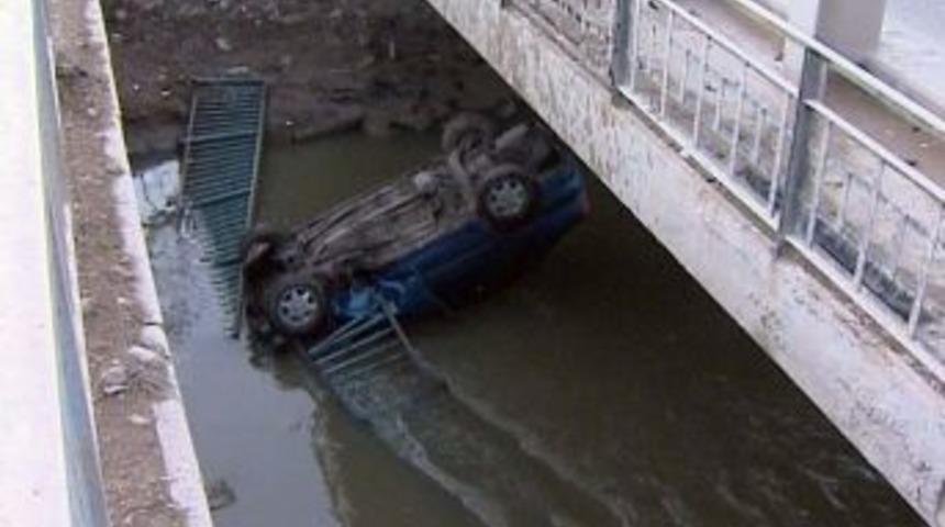 Otomobiliyle Ankara &Ccedil;ayı'na U&ccedil;an S&uuml;r&uuml;c&uuml; &Ouml;l&uuml;mden D&ouml;nd&uuml;