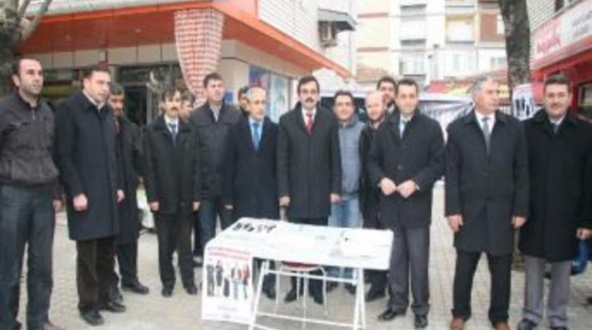 Sungurlu&rsquo;da Kamuda Kılık Kıyafet &Ouml;zg&uuml;rl&uuml;ğ&uuml; İ&ccedil;in İmza Kampanyası Başlattılar