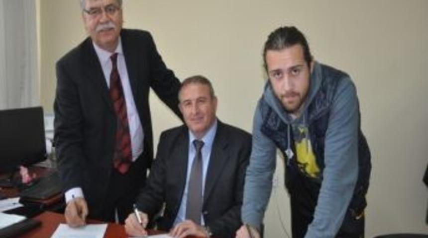 Salihli Belediyespor&rsquo;da Transfer Atağı S&uuml;r&uuml;yor