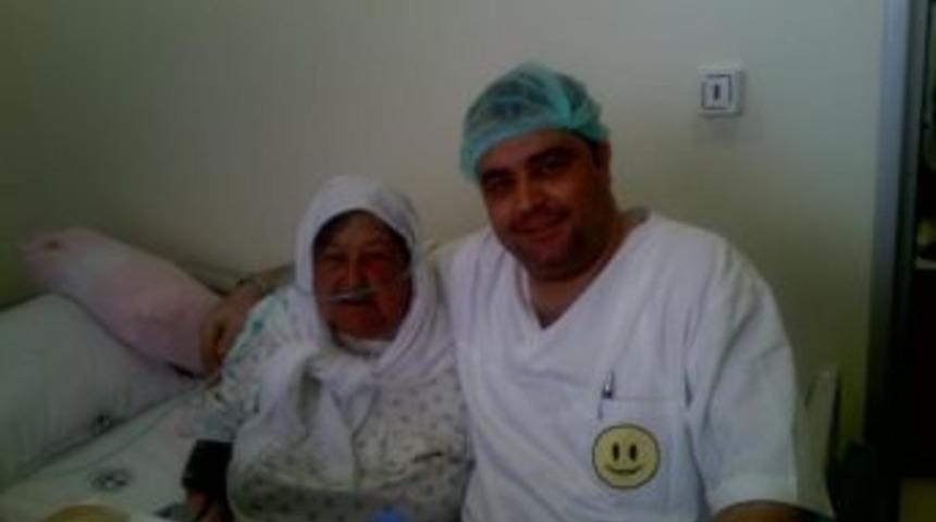 'moral Terapi Ve İyileştirici Mizah' Uygulaması K&uuml;tahya'da Da Başladı