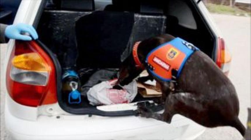 Suriye'den Getirilen 5 Bin Uyuşturucu Hap Ele Ge&ccedil;irildi