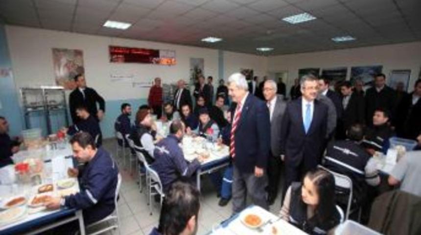 Karaosmanoğlu İş&ccedil;ilerle Buluşmaya Devam Ediyor