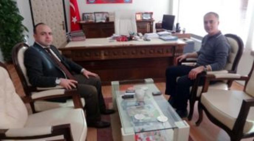 Mamak 28. Piyade Barış G&uuml;c&uuml; Tugay Komutanı Karadayı, Kızıltepe Kaymakamı Yırık'ı Ziyaret Etti Etti