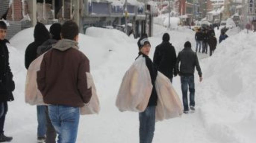 Hakkari&rsquo;de Karla M&uuml;cadele &Ccedil;alışması