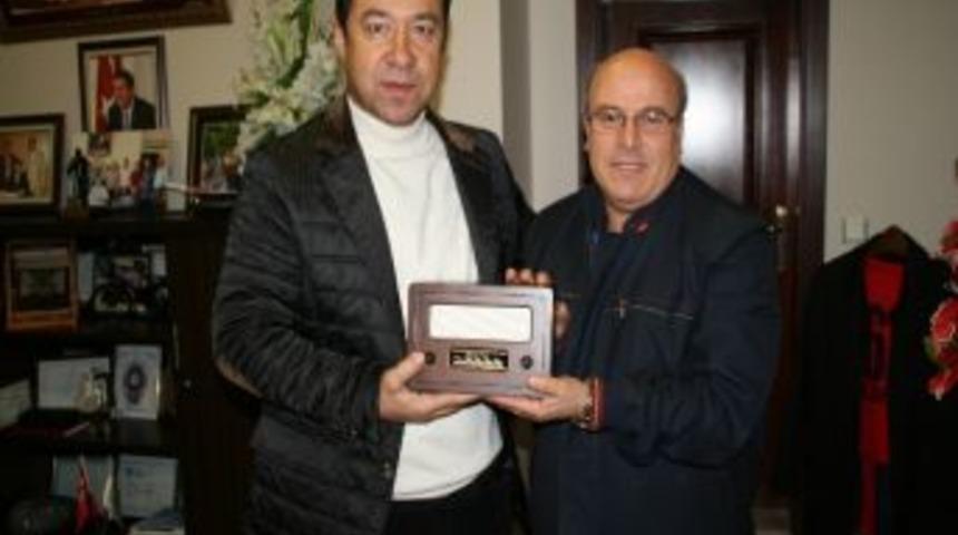 Çaydeğirmeni Belediye Başkanı Gebeş’ten Misafirlerine Nostaljik Radyo