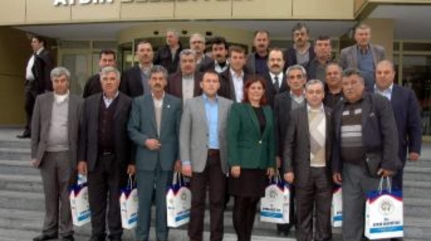 &Ccedil;er&ccedil;ioğlu Karpuzlu K&ouml;y Muhtarını Ağırladı