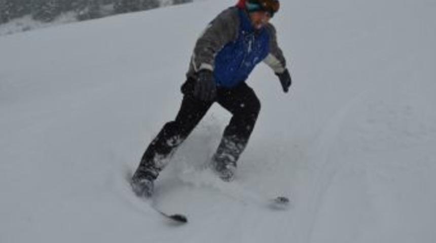 Ordulu Kayak&ccedil;ılar T&uuml;rkiye Şampiyonalarına Katıldı