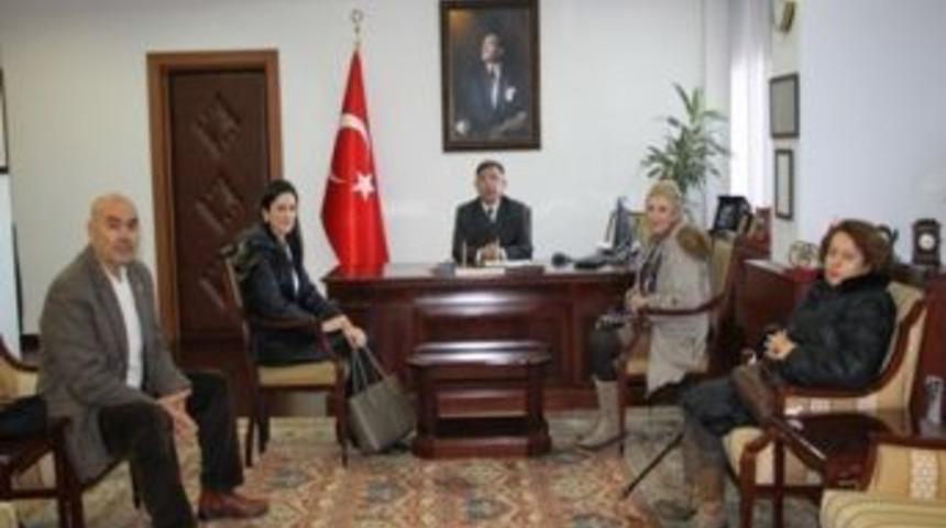 Kadın Dayanışma Derneği'nden Vali Yılmaz&rsquo;a Ziyaret