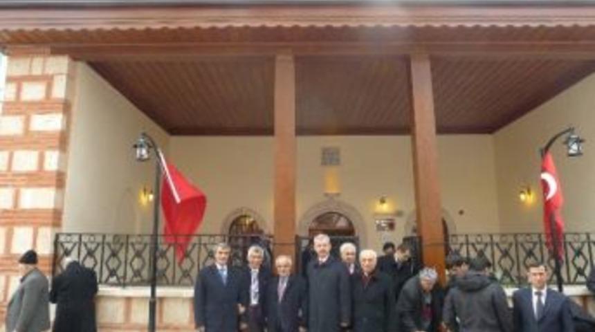 Restorasyonu Tamamlanan Şeyh Paşa Camii İbadete A&ccedil;ıldı