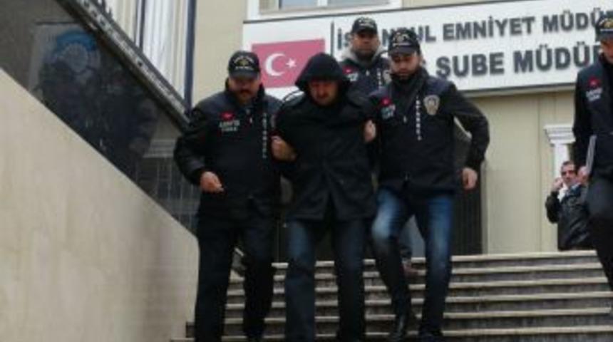 Boşanmak isteyen eşini &ouml;ld&uuml;rd&uuml;