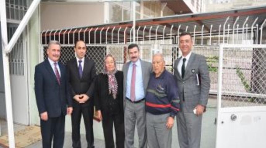 Kaymakam G&uuml;ldibi, Emekli &Ouml;ğretmen &Ccedil;ifti Evinde Ziyaret Etti