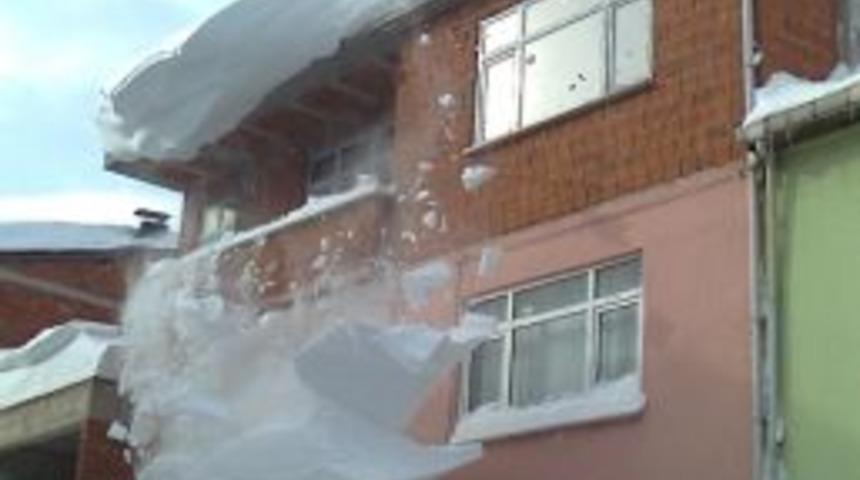 R&uuml;zgar &Ccedil;atıları U&ccedil;urdu