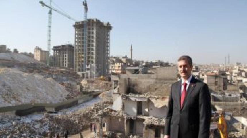 Tahmazoğlu: Kentsel D&ouml;n&uuml;ş&uuml;mle Bin 631 Ev Yıkıldı, Bin 955 Ev Kamulaştırıldı