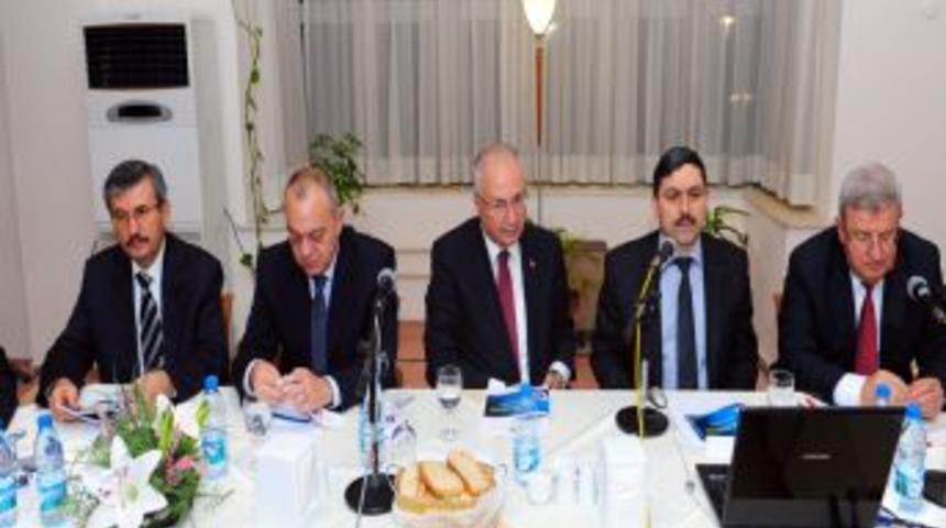 'T&uuml;rkiye'de &Ouml;ğrencilere En &Ccedil;ok Burs Veren Il&ccedil;e Turgutlu'