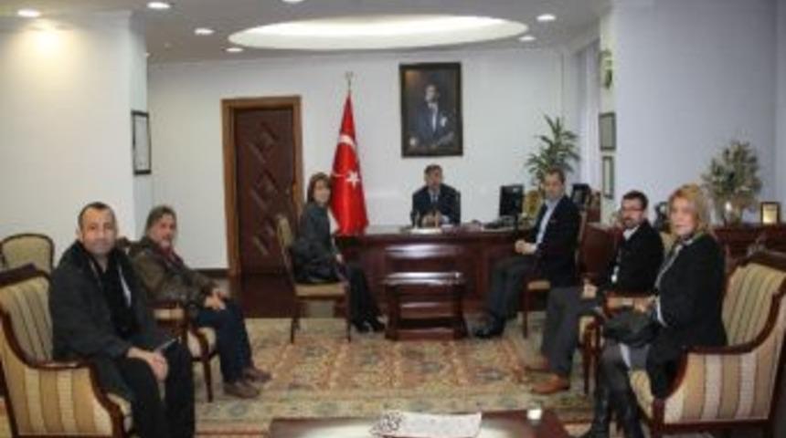 T&uuml;rkiye Halk Oyunları Federasyonu'ndan Vali Yılmaz&rsquo;a Ziyaret