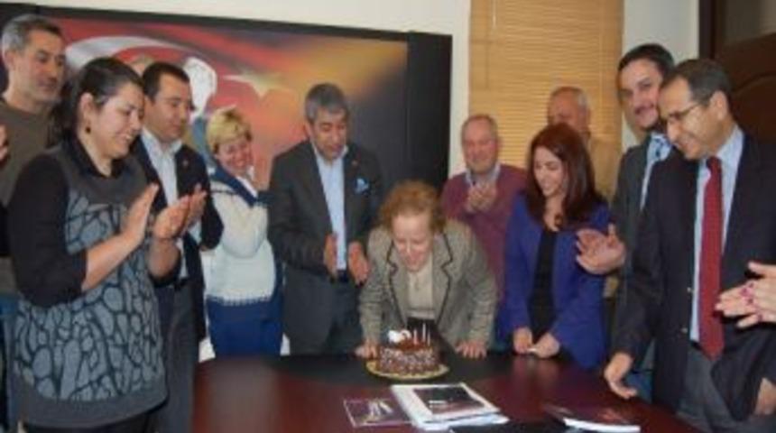 Agc&rsquo;den Nil&uuml;fer Balkaya&rsquo;ya Anlamlı Veda