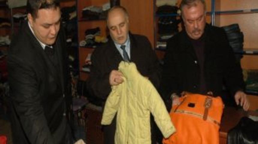 Hayırseverden Kışlık Giysi Yardımı
