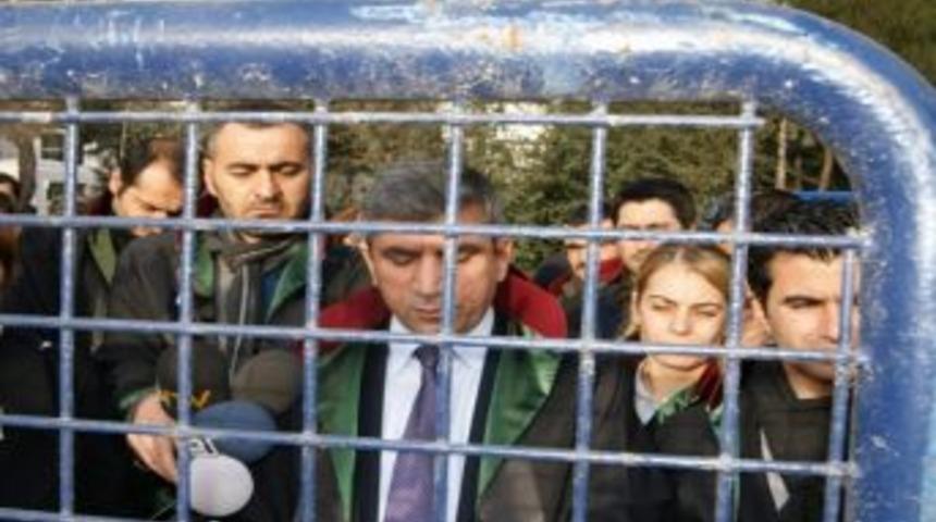 Diyarbakır Barosu&rsquo;ndan &Ccedil;hd'ye Yapılan Operasyona Tepki