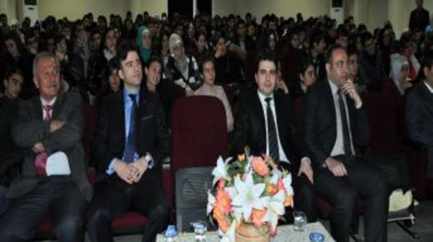 Lise &Ouml;ğrencilerine &lsquo;Hukuk Ve Rol Model&rsquo; Semineri
