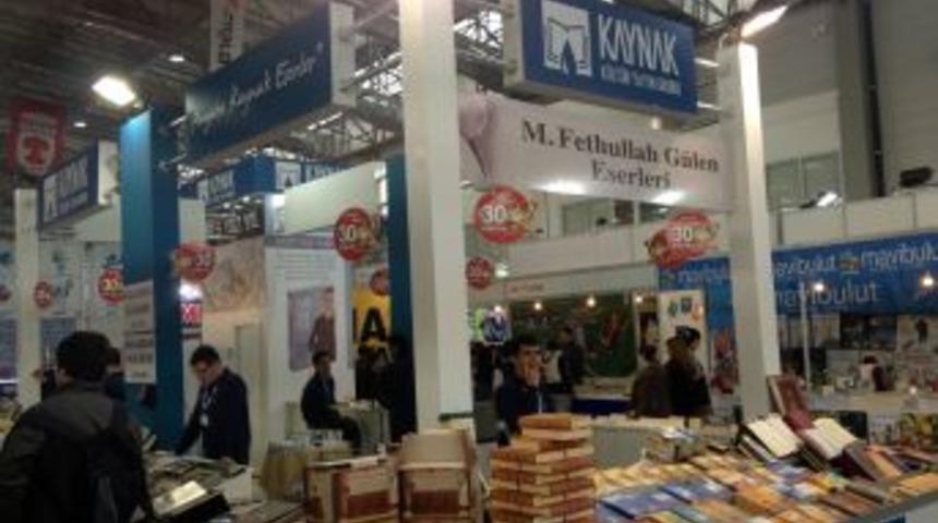 Kaynak Yazarları, &Ccedil;ukurova Kitap Fuarı'nda Okuyucularıyla Buluşuyor