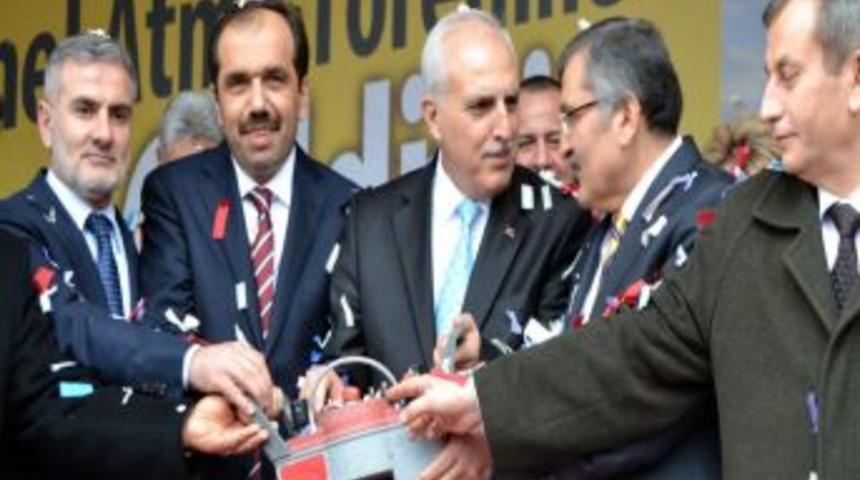 Zeytinburnu Belediyesi'nin Yeni Hizmet Binasının Temeli Atıldı