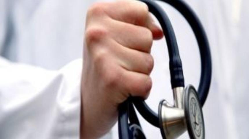 Sağlık&ccedil;ıyı Darp Eden Vatandaşa 12 Bin 500 Lira Para Cezası