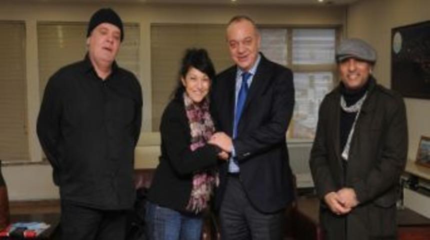 &Uuml;nl&uuml; Caz Sanat&ccedil;ısı Diyici Manisa&rsquo;da