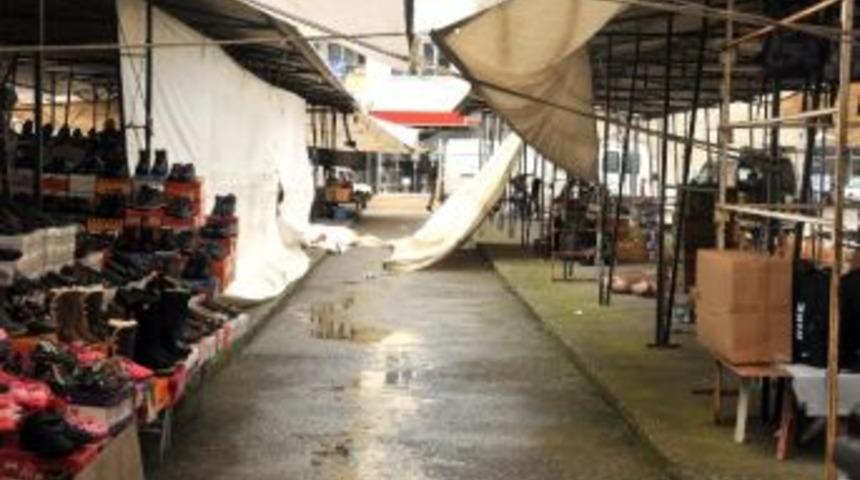 Yağış Pazarcıyı Vurdu