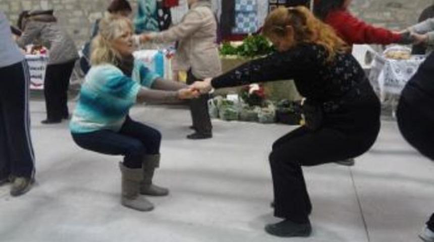 Urla Kadın &Uuml;retici Pazarı'nda Cumartesi Sporu