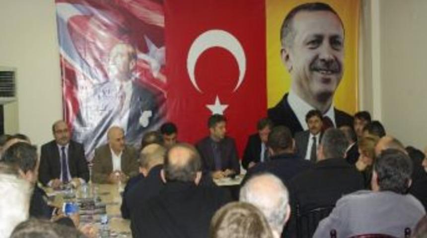 Ak Parti Trabzon Merkez İl&ccedil;e Danışma Meclisi Toplantısı Yapıldı