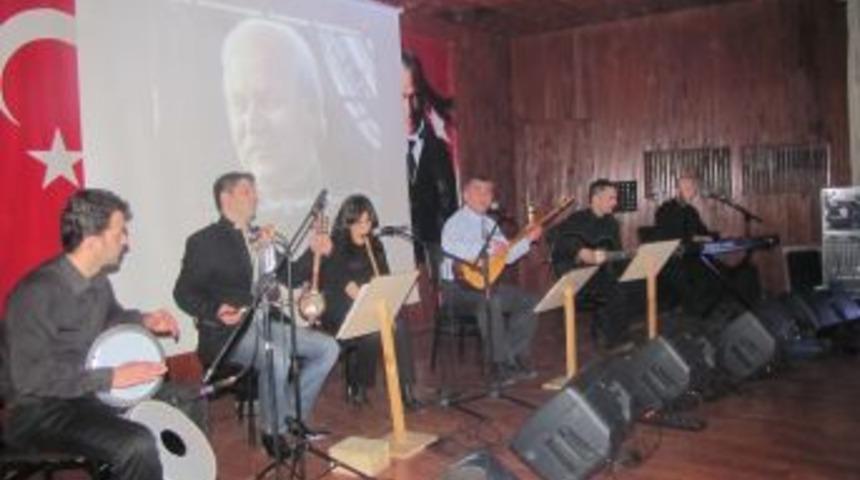 Kamil S&ouml;nmez Eserleri Ile Anıldı