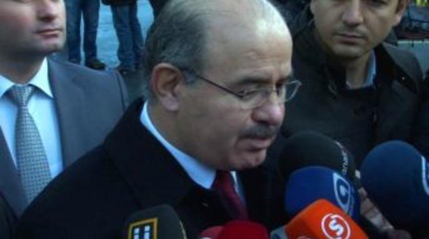 H&uuml;seyin &Ccedil;elik: Birand, Bedi&uuml;zzaman'la Ilgili Belgesel Hazırlıyordu