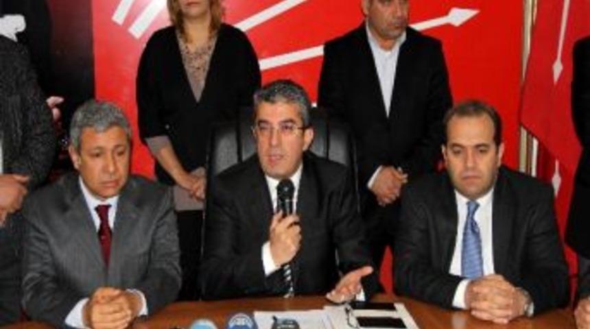 G&ouml;khan G&uuml;naydın H&uuml;k&uuml;mete Adana'dan Y&uuml;klendi