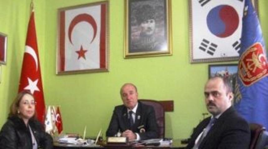 M&uuml;d&uuml;r Yardımcısından Gaziler Derneğine Ziyaret