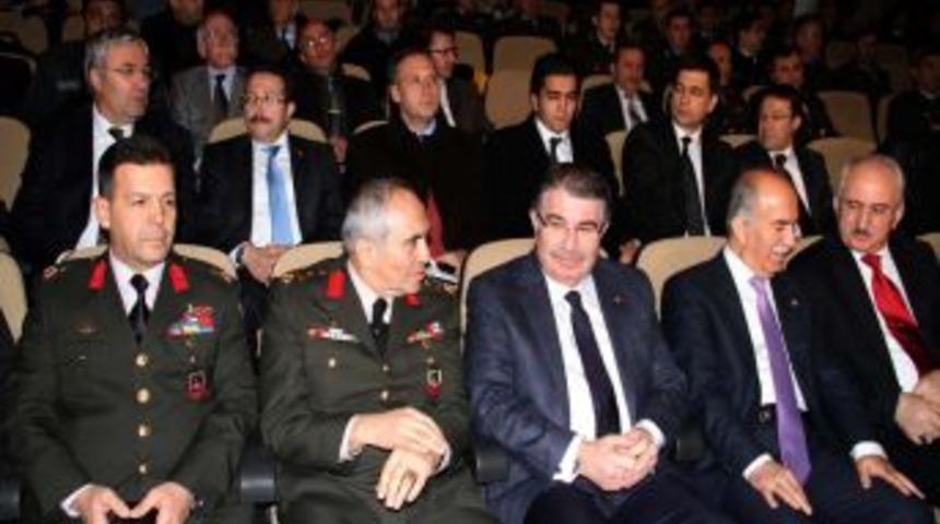 Bakan Şahin: Altyapı Eksikliği Kazalarda &Ouml;l&uuml;mlere Sebep Oluyor