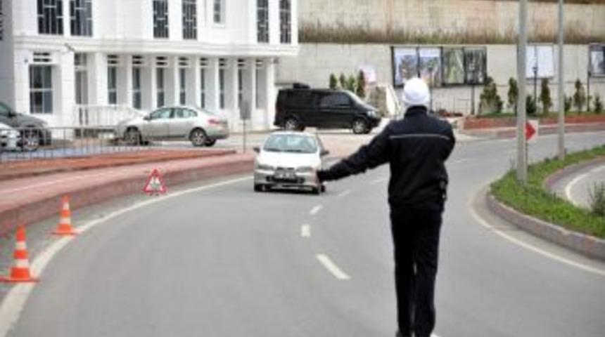 Hız Sınırını Aşanlara Ceza Yağdı