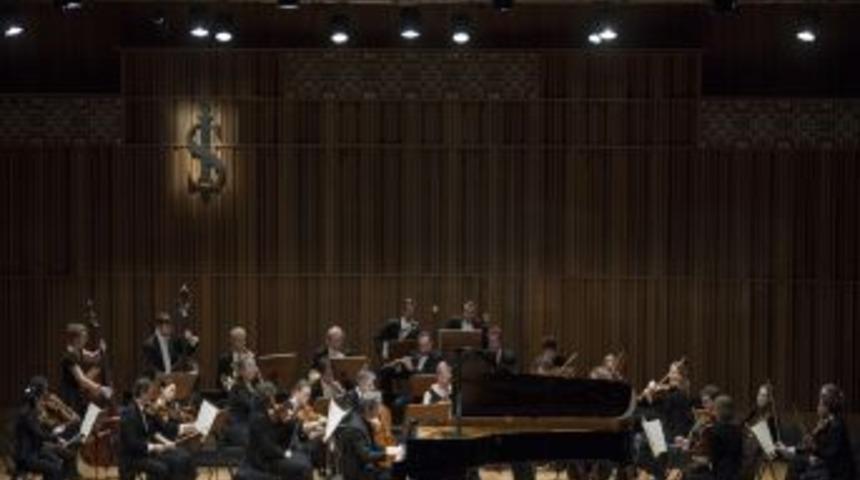 Ünlü Piyanist Anderszewski, İstanbullu Müzikseverlerle Buluştu