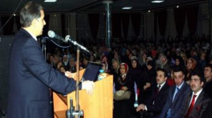 Namaz Dersine Yoğun İlgi