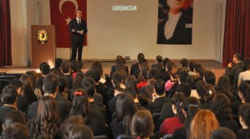 Başkan Kavuncu’dan Öğrencilere Girişimcilik Dersi