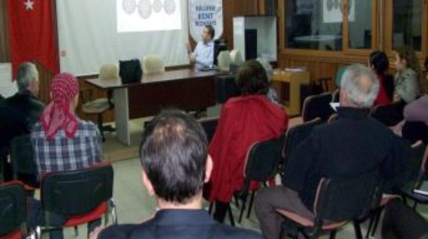 Ayak Tabanına Masaj Yaparak Migren Ve Refl&uuml;den Kurtulun