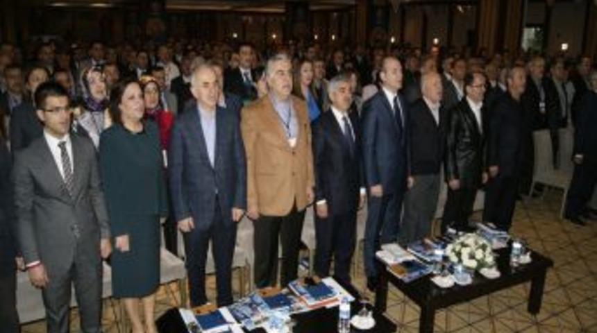 AK Parti İzmir İl Teşkilat Eğitimi Kuşadası’nda Devam Ediyor