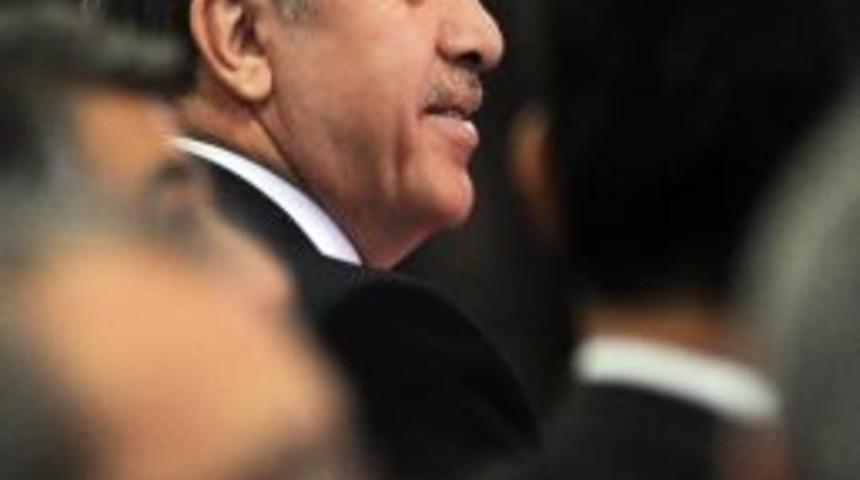 (&ouml;zel Haber) Başbakan Erdoğan'ı G&uuml;l&uuml;mseten Slogan