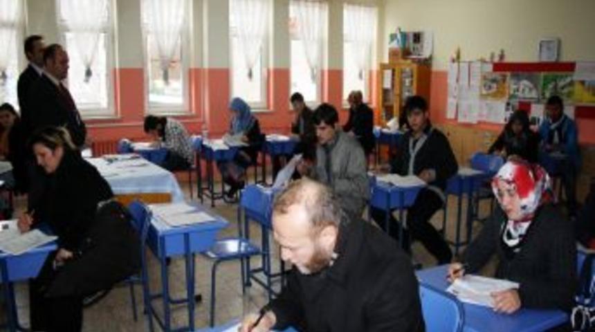 Vakfıkebir&rsquo;de A&ccedil;ık Lise Ve A&ccedil;ık Meslek Lisesi Sınavı Yapıldı