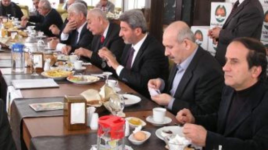 Malatya G&ouml;n&uuml;l Birliği Derneği&rsquo;nden Tanışma Toplantısı