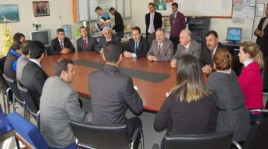 Milli Eğitim M&uuml;d&uuml;r&uuml; &Ouml;zkan&rsquo;dan Samsat&rsquo;a Ziyaret