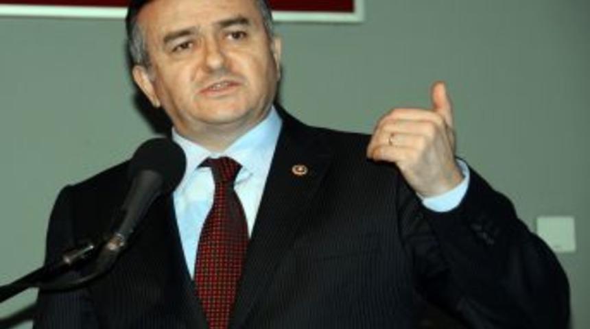 Ak&ccedil;ay: Kimseyi T&uuml;rkiye Cumhuriyeti Başbakanı'na, Bakanına K&uuml;frettirmeyiz