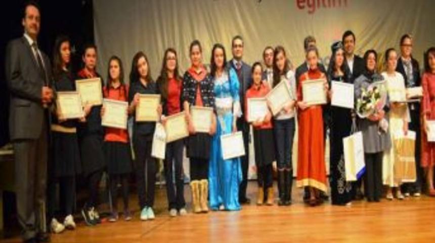 Coşkun Koleji&rsquo;nde Kahveye G&ouml;n&uuml;l Verenler Yarıştı