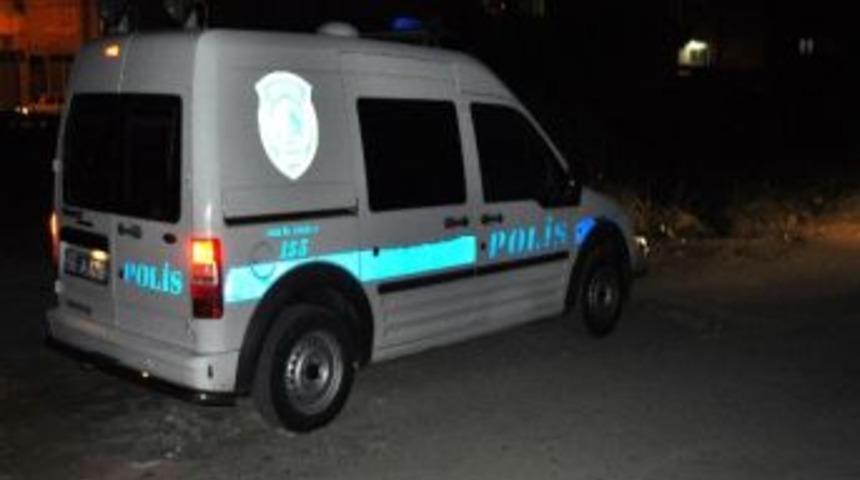 Yazar Kasa Hırsızlığına 2 G&ouml;zaltı