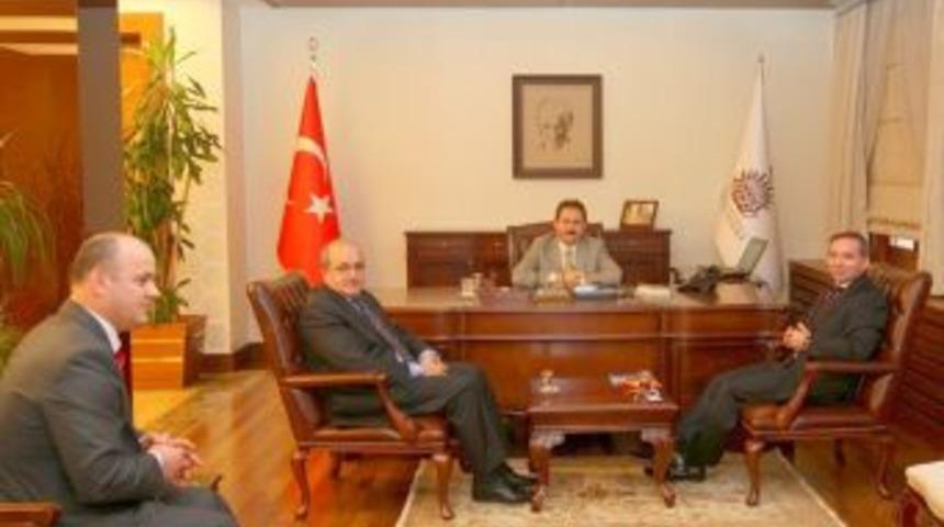 Vali Sabri Başk&ouml;y'e nezaket ziyareti